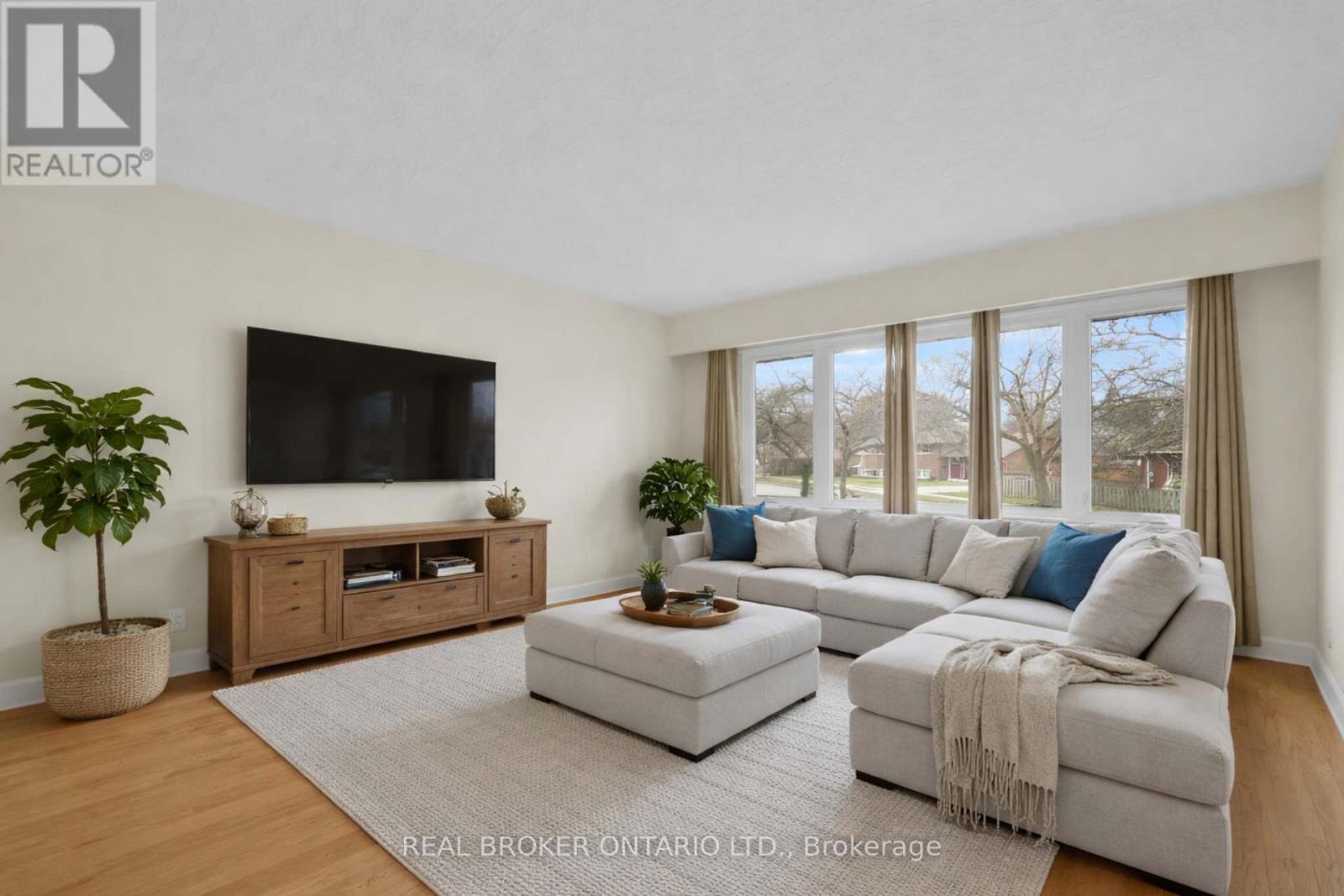 37 Nicklin Crescent, Guelph, Ontario  N1H 5E8 - Photo 8 - X12996520