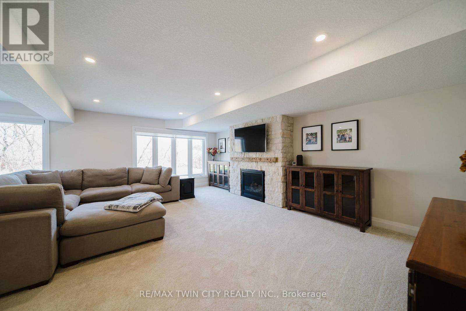 12 - 300 Snyder's Road E, Wilmot, Ontario  N3A 2V5 - Photo 30 - X12996522