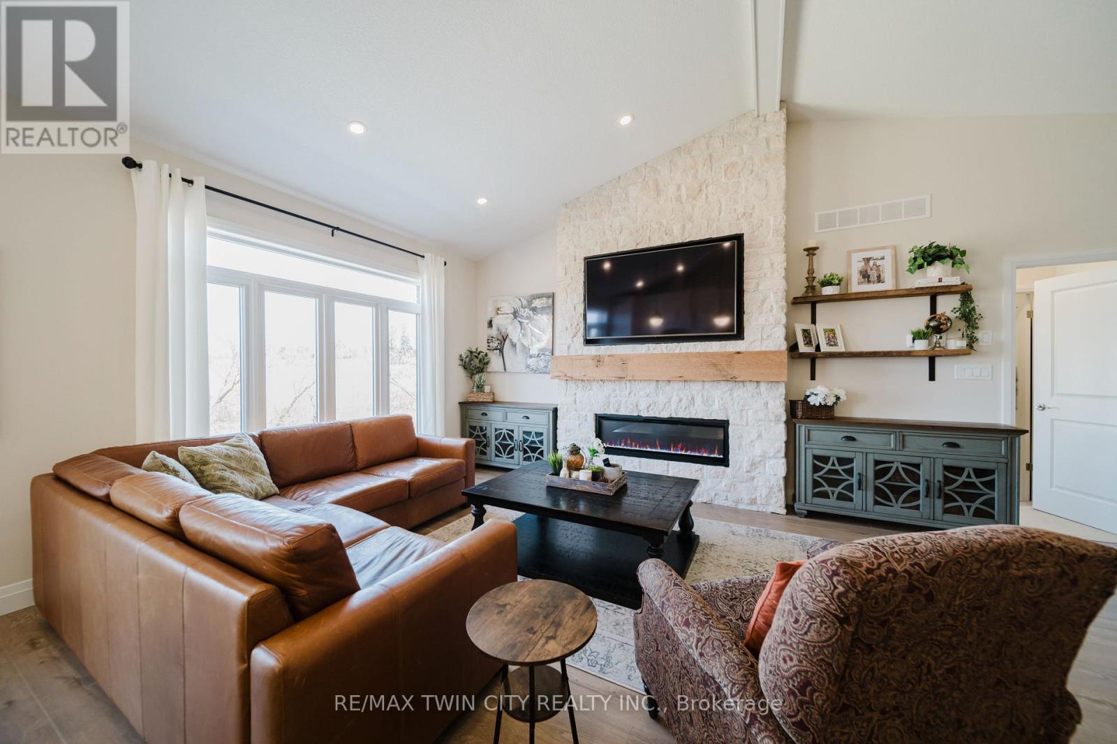 12 - 300 Snyder's Road E, Wilmot, Ontario  N3A 2V5 - Photo 5 - X12996522