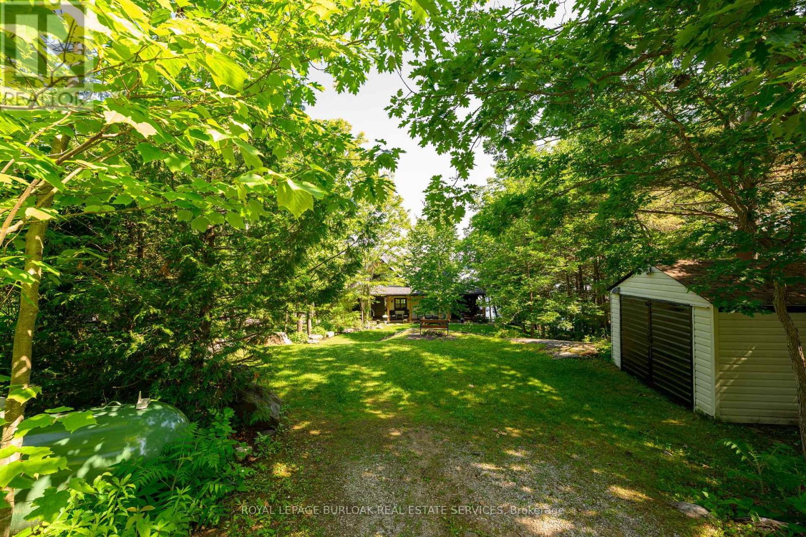 990 Haskett's Drive, Georgian Bay (Baxter), Ontario  L0K 1S0 - Photo 44 - X12996524