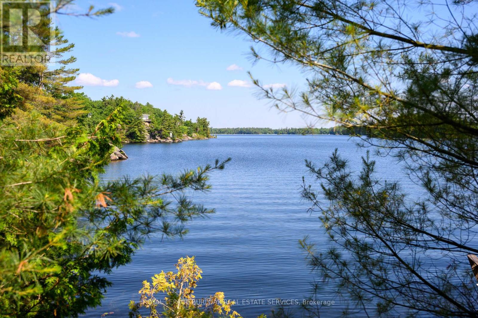 990 Haskett's Drive, Georgian Bay (Baxter), Ontario  L0K 1S0 - Photo 46 - X12996524