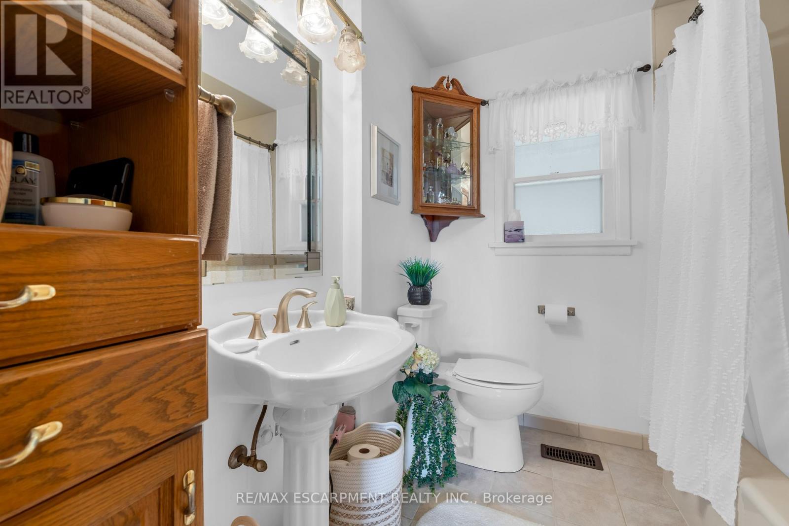 609 Green Mountain Road E, Hamilton, Ontario  L8J 2Z7 - Photo 14 - X12996594