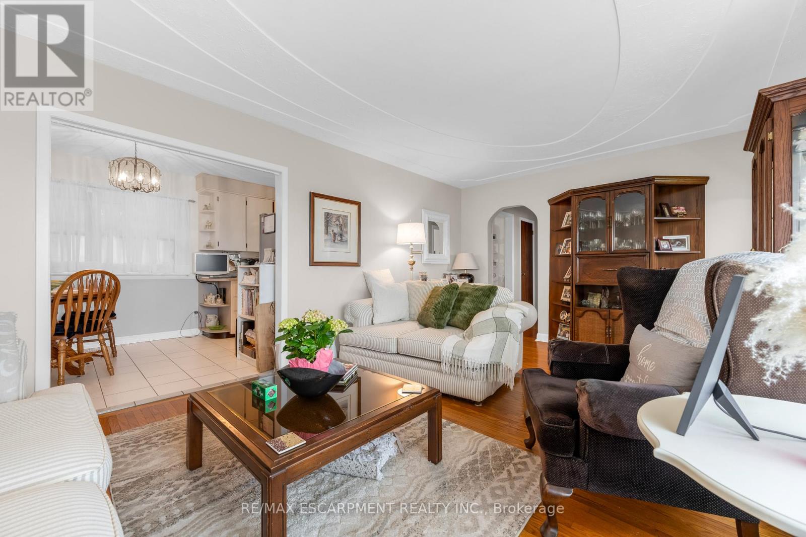 609 Green Mountain Road E, Hamilton, Ontario  L8J 2Z7 - Photo 7 - X12996594