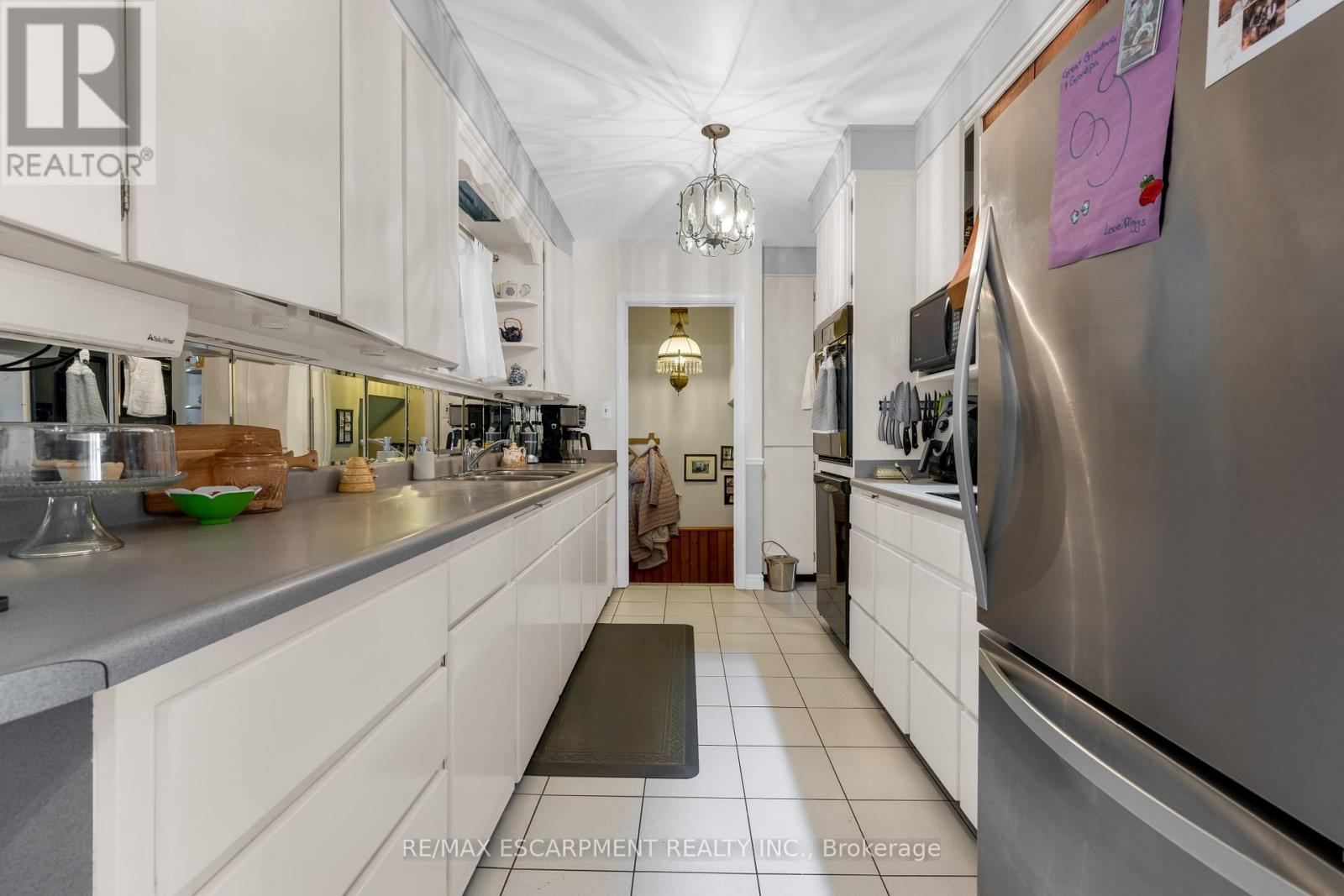 609 Green Mountain Road E, Hamilton, Ontario  L8J 2Z7 - Photo 9 - X12996594