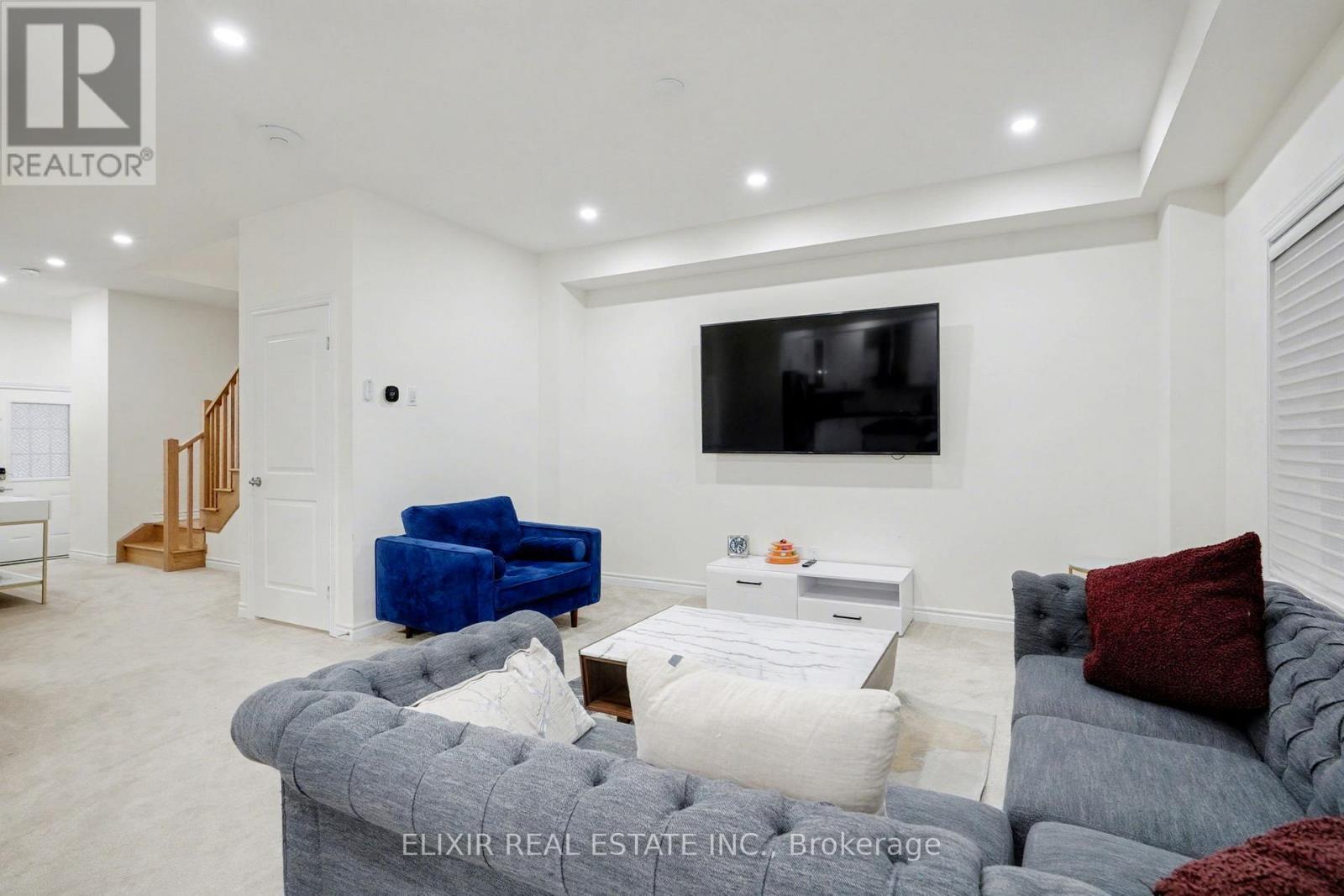 18 Jenner Drive, Brant, Ontario  N3L 0L2 - Photo 6 - X12996672