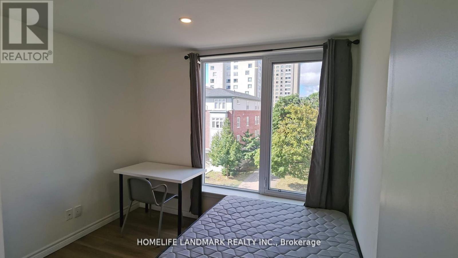 312 - 268 Lester Street, Waterloo, Ontario  N2L 0J7 - Photo 5 - X12996676