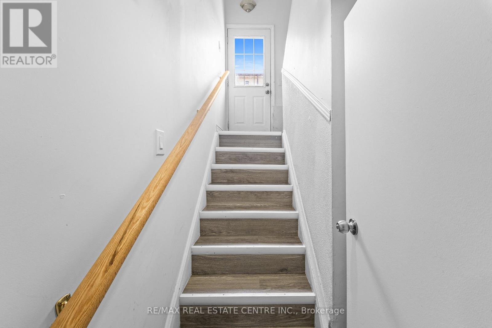 35 Folkestone Avenue, Hamilton, Ontario  L8V 4M9 - Photo 31 - X12996748