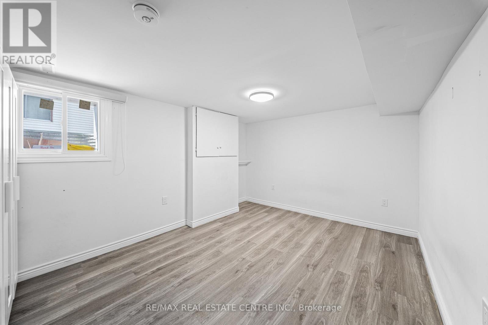 35 Folkestone Avenue, Hamilton, Ontario  L8V 4M9 - Photo 37 - X12996748