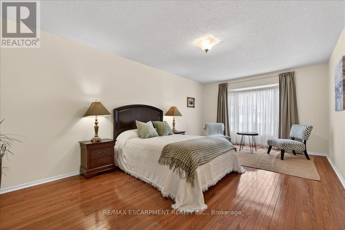 54 Goldcrest Drive, Hamilton, Ontario  L8G 4T6 - Photo 24 - X12996806