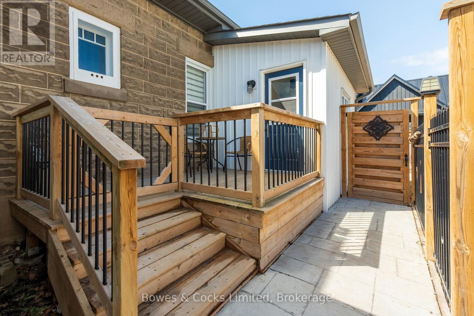 82 Queen Street, Selwyn, Ontario  K0L 2H0 - Photo 8 - X12994740