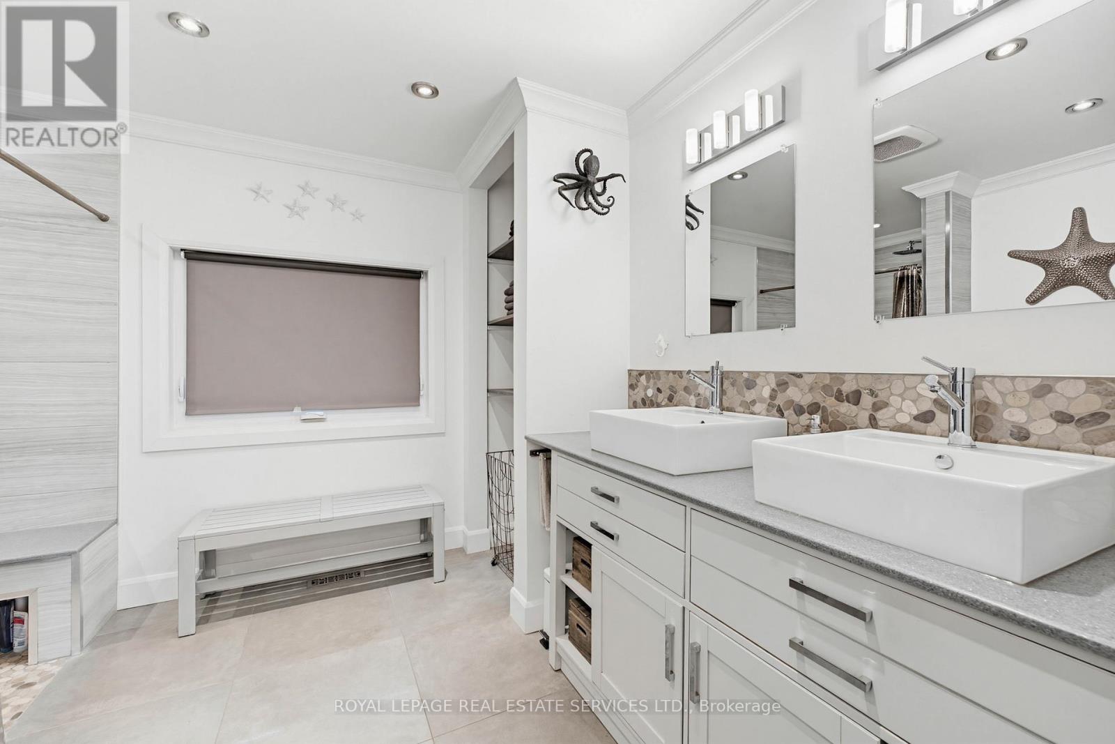 18 Cherry Street, Halton Hills, Ontario  L7G 3J8 - Photo 25 - W12933612