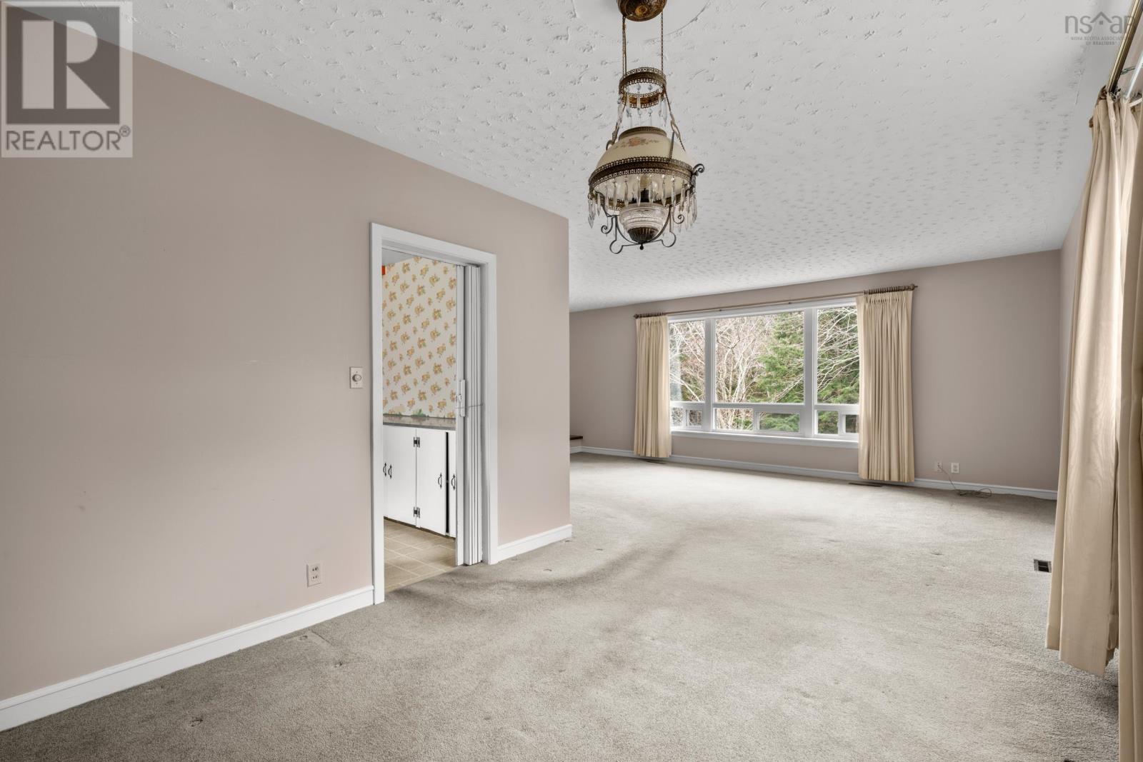 16 Glenn Drive, Halifax, Nova Scotia  B3M 2B9 - Photo 9 - 202607352