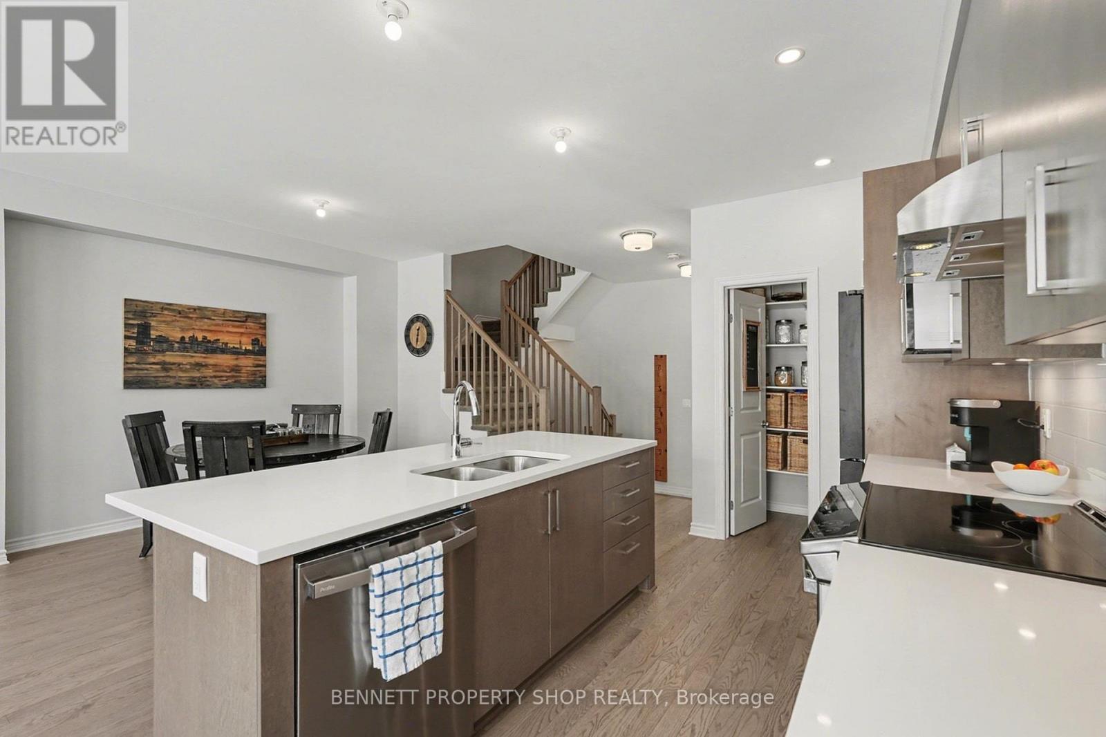 551 Cardamom Terrace, Ottawa, Ontario  K2S 2X7 - Photo 7 - X12949164