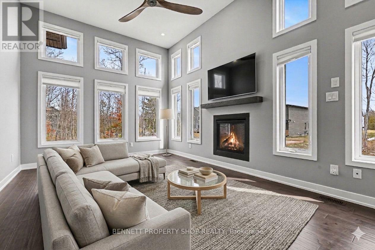 111 Frank Fisher Crescent, Mississippi Mills, Ontario  K0A 1A0 - Photo 2 - X12966318