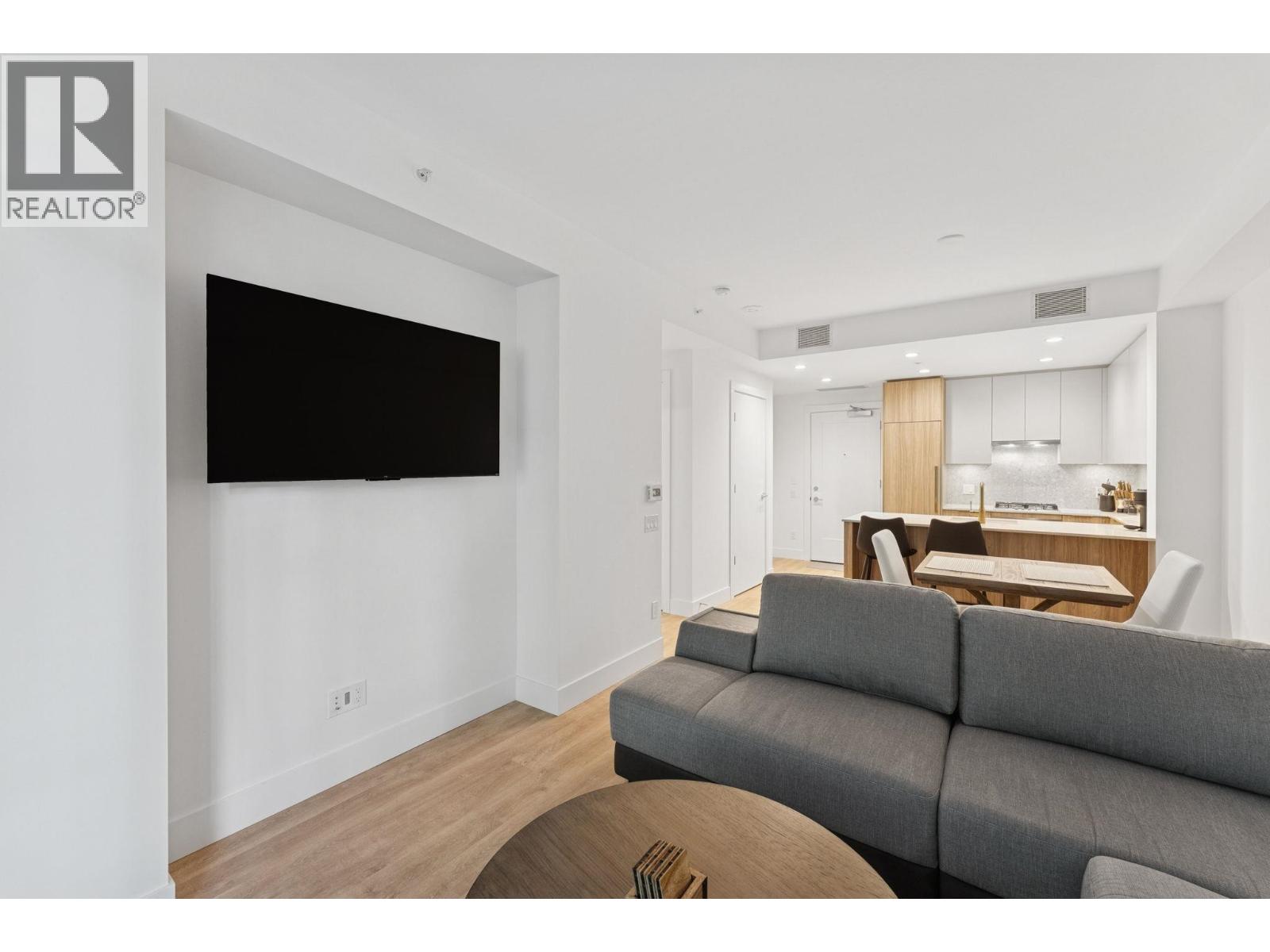 208 2375 Emery Court, North Vancouver, British Columbia  V7J 0E8 - Photo 10 - R3111094