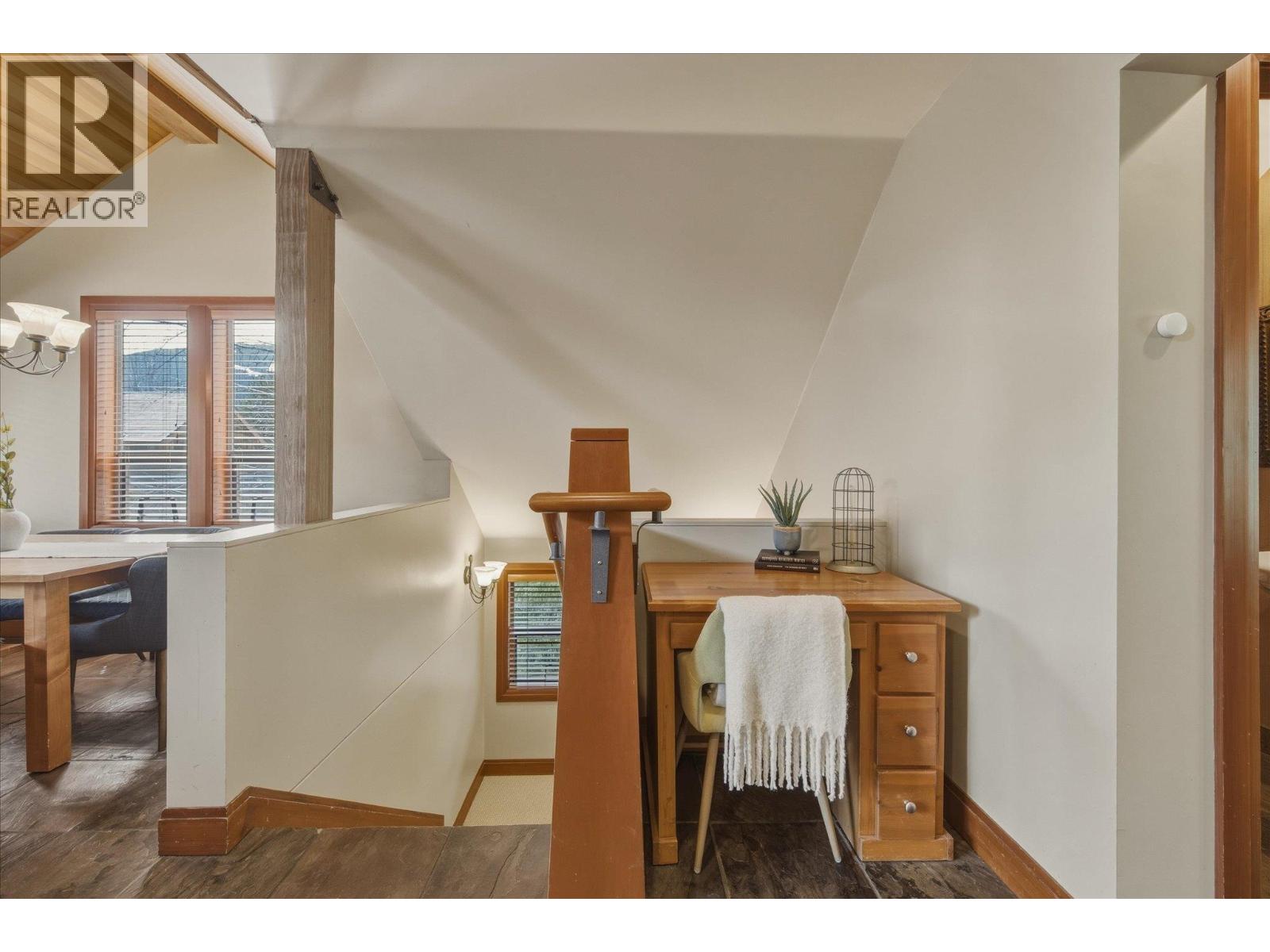 4827 Casabella Crescent, Whistler, British Columbia  V8E 0Z4 - Photo 10 - R3111098