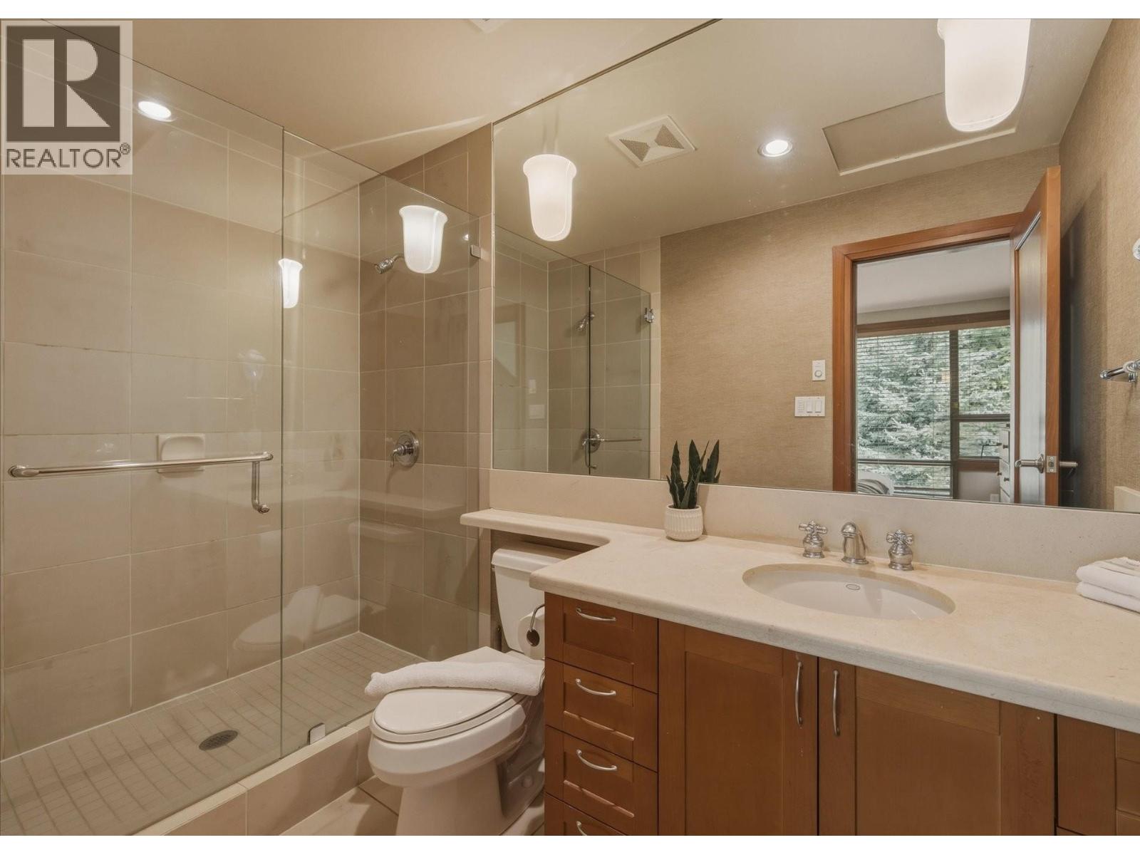 4827 Casabella Crescent, Whistler, British Columbia  V8E 0Z4 - Photo 14 - R3111098