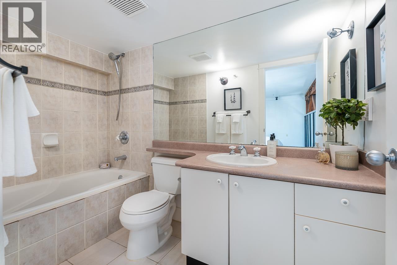 207 1811 W 16th Avenue, Vancouver, British Columbia  V6J 2M3 - Photo 21 - R3111101