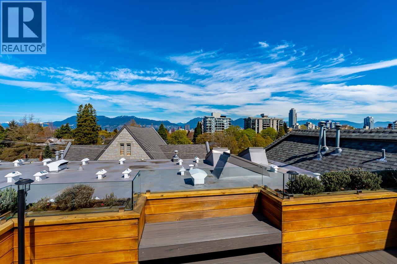 207 1811 W 16th Avenue, Vancouver, British Columbia  V6J 2M3 - Photo 26 - R3111101