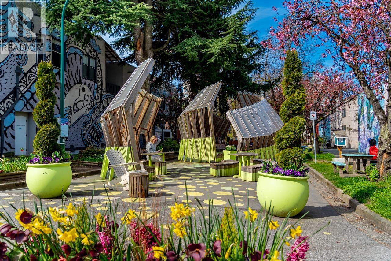 207 1811 W 16th Avenue, Vancouver, British Columbia  V6J 2M3 - Photo 35 - R3111101