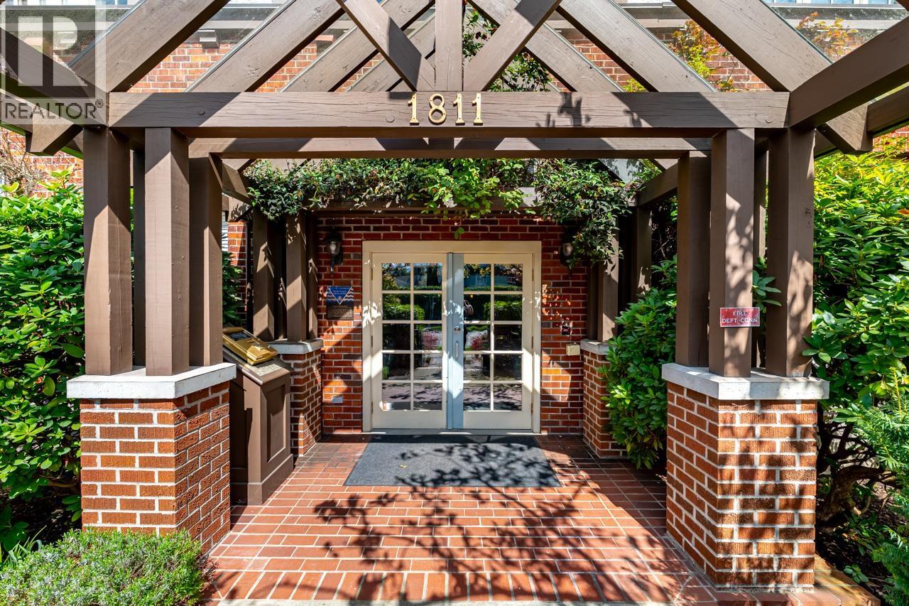 207 1811 W 16th Avenue, Vancouver, British Columbia  V6J 2M3 - Photo 4 - R3111101