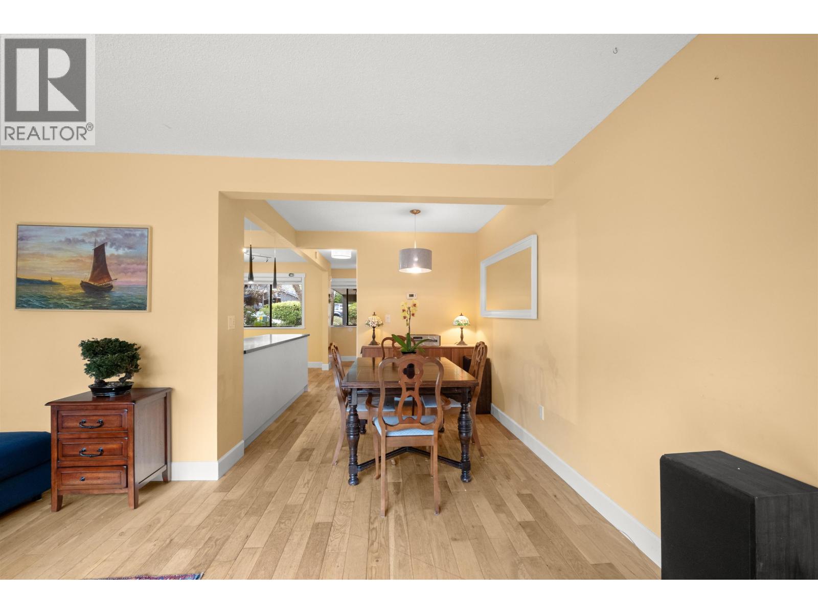 81 1930 Cedar Village Crescent, North Vancouver, British Columbia  V7J 3M5 - Photo 8 - R3111115