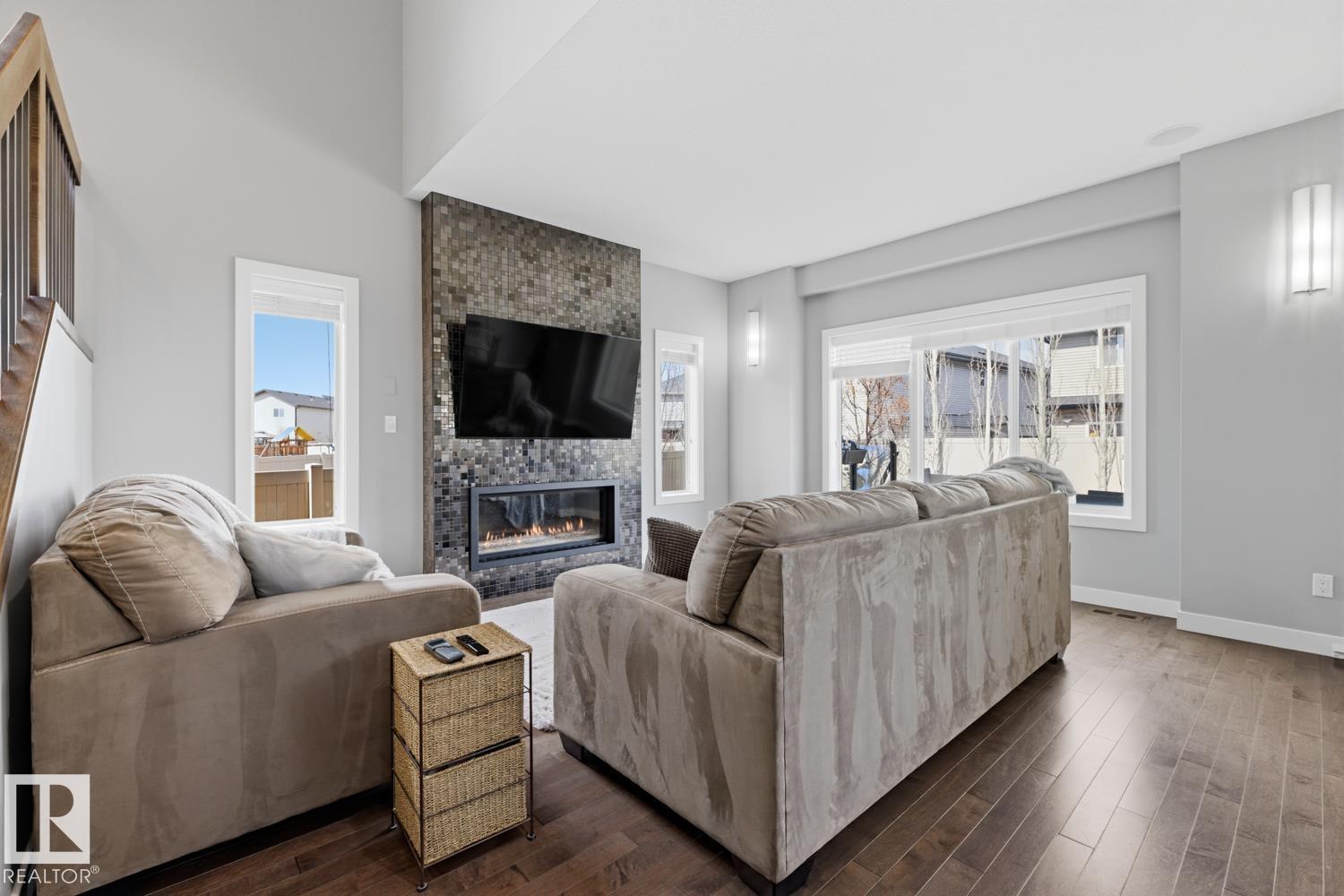 1251 Secord Ld NW, Edmonton, Alberta  T5T 4N4 - Photo 3 - E4481447