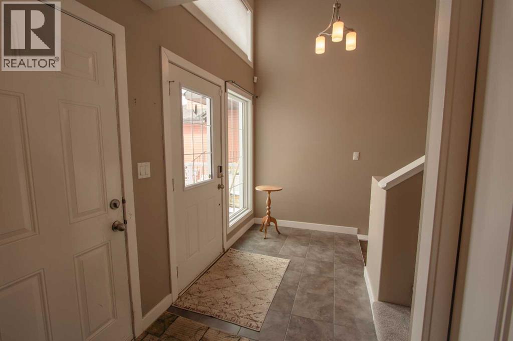 13 Southbridge Crescent, Calmar, Alberta  T0C 0V0 - Photo 4 - A2298922