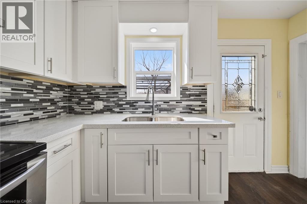 4475 First Avenue, Niagara Falls, Ontario  L2E 4G1 - Photo 13 - 40820186