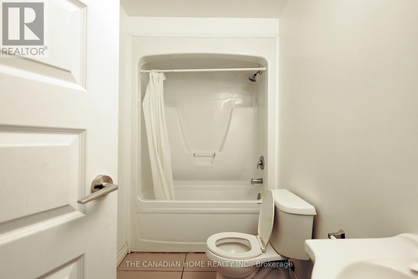 304 - 160 King Street N, Waterloo, Ontario  N2J 2Y2 - Photo 17 - X12901332