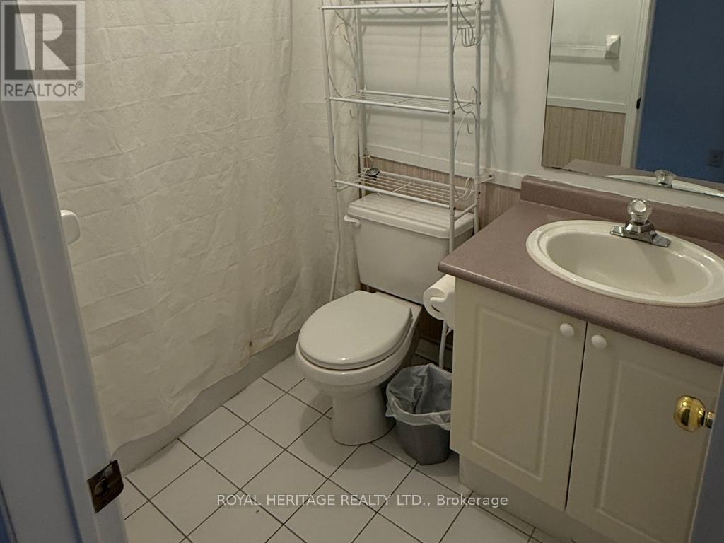 27 Wetherburn Drive, Whitby, Ontario  L1P 1M7 - Photo 11 - E12996894