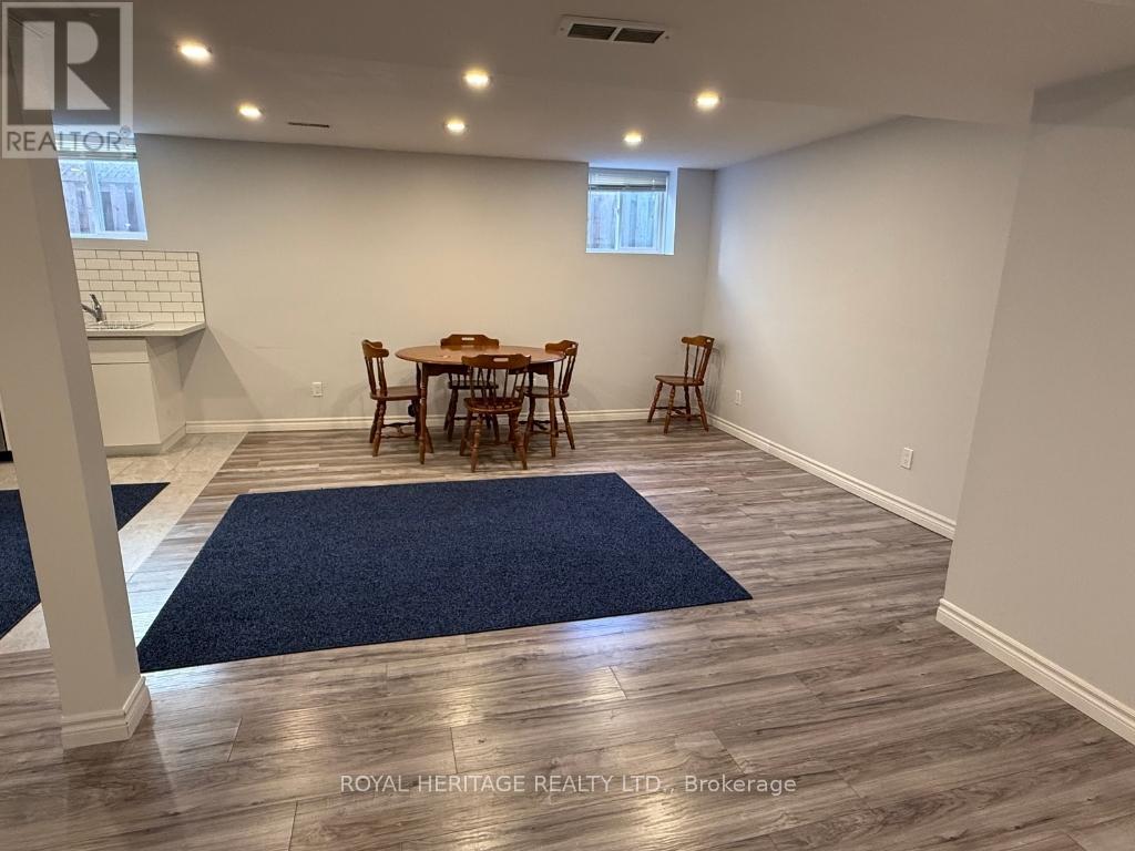 27 Wetherburn Drive, Whitby, Ontario  L1P 1M7 - Photo 6 - E12996894