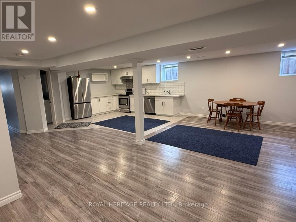 27 Wetherburn Drive, Whitby, Ontario  L1P 1M7 - Photo 8 - E12996894