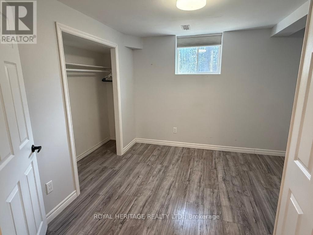 27 Wetherburn Drive, Whitby, Ontario  L1P 1M7 - Photo 9 - E12996894