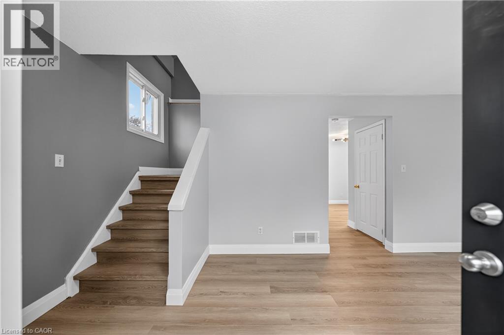 527 Wellington Street N Unit# A, Kitchener, Ontario  N2H 5L6 - Photo 7 - 40819619