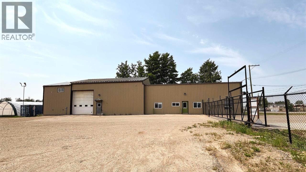 11927 242 Road, Fort St. John, British Columbia  V1J 4M7 - Photo 8 - C8077813