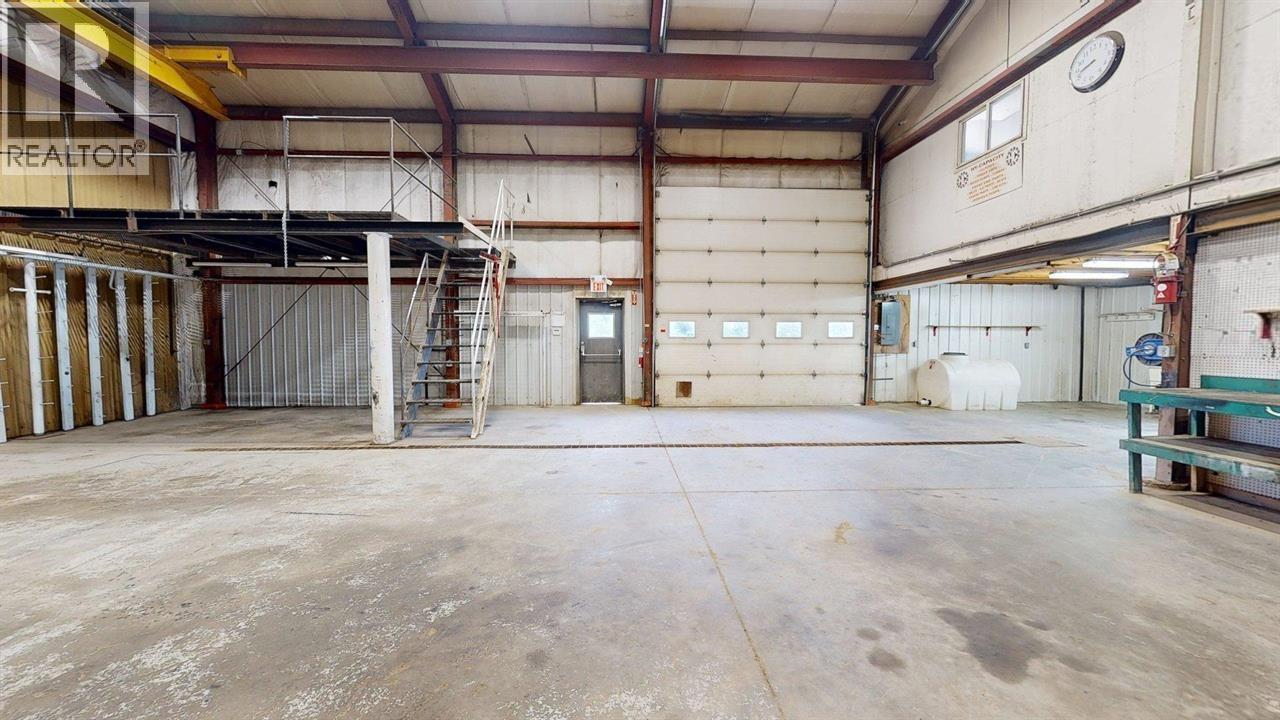 11927 242 Road, Fort St. John, British Columbia  V1J 4M7 - Photo 17 - C8077813