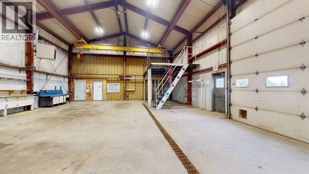 11927 242 Road, Fort St. John, British Columbia  V1J 4M7 - Photo 13 - C8077813