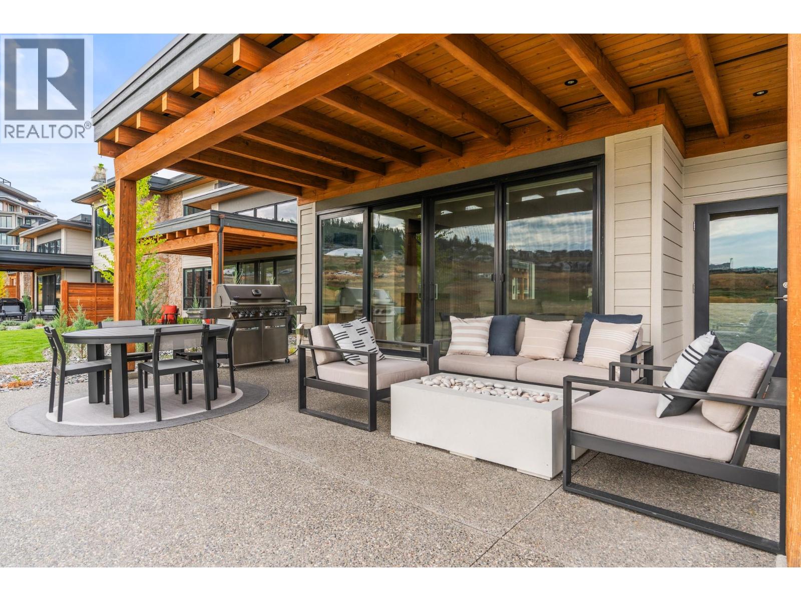 105 Predator Ridge Drive Unit# 22, Vernon, British Columbia  V1H 0A5 - Photo 10 - 10375275