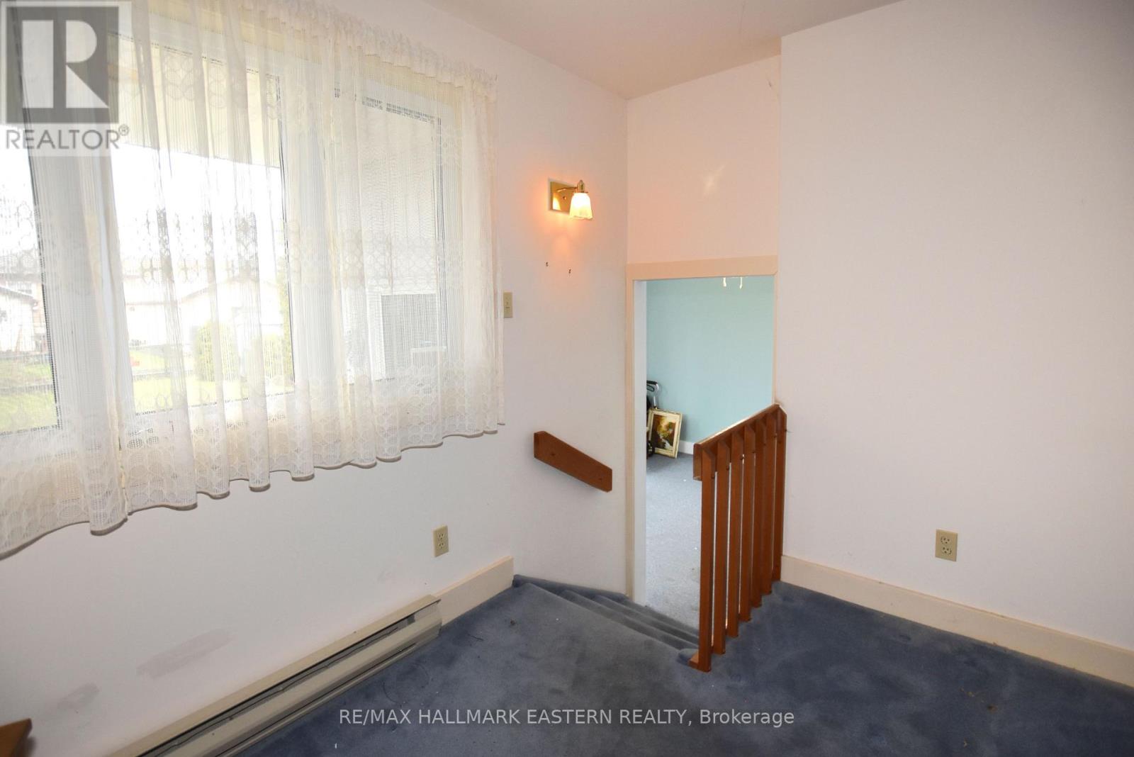 630 Cameron Street, Peterborough, Ontario  K9J 3Z8 - Photo 9 - X12996914