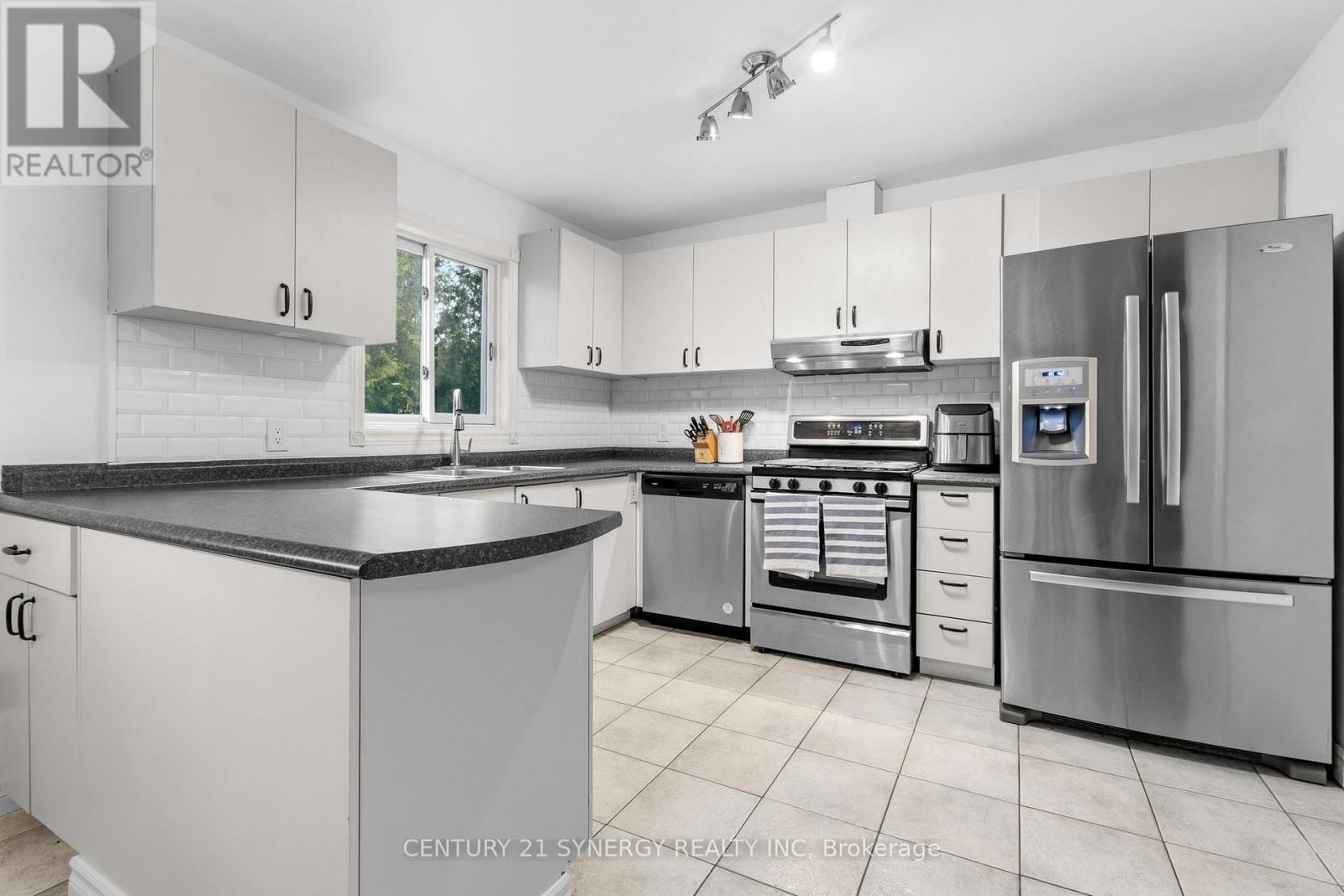 6 Berton Place, Ottawa, Ontario  K2L 3R8 - Photo 20 - X12996824