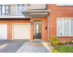 6 BERTON PLACE, Ottawa, Ontario