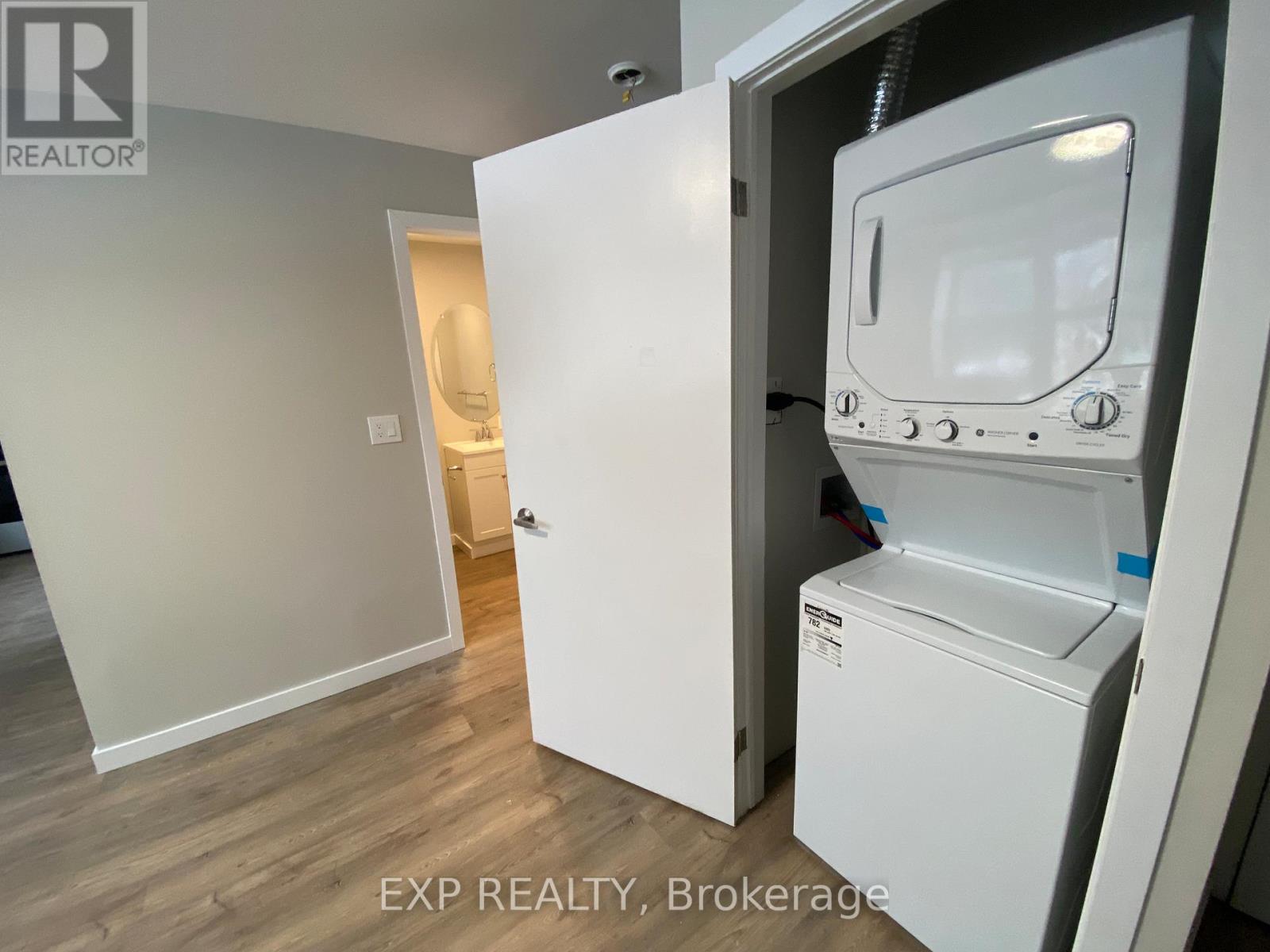 50 Central Avenue W, Brockville, Ontario K6V 4N7 - Photo 15 - X12996878