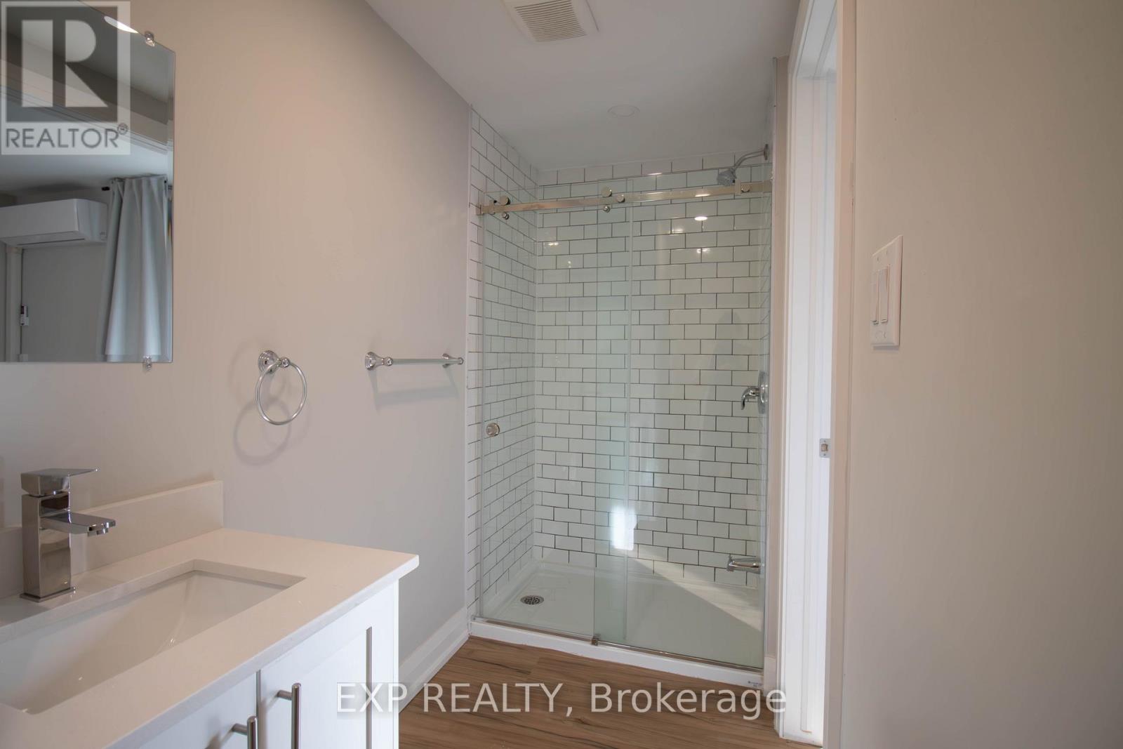 81 Empire Street, Welland, Ontario  L3B 2L3 - Photo 22 - X12996888