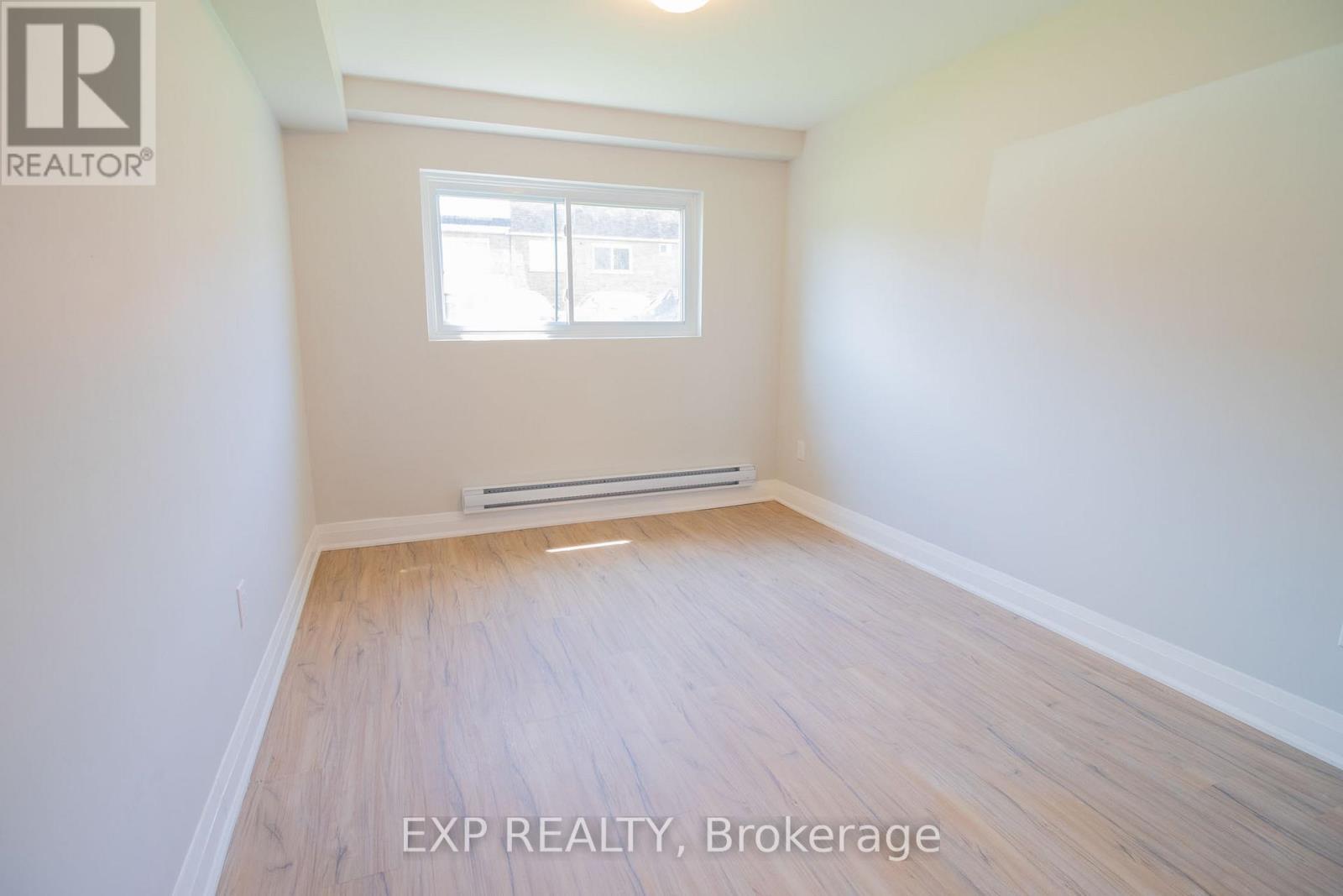 81 Empire Street, Welland, Ontario  L3B 2L3 - Photo 30 - X12996888