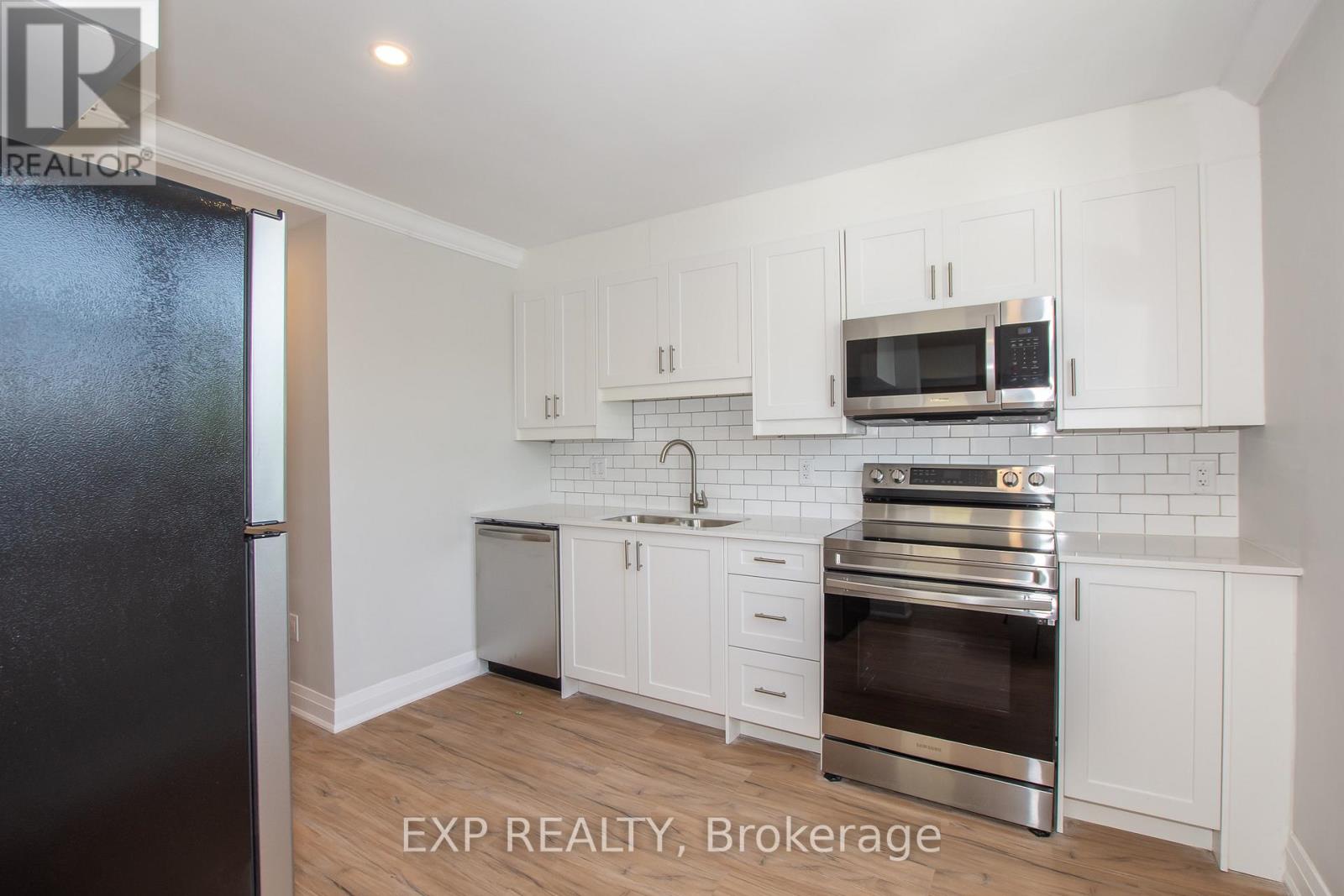 81 Empire Street, Welland, Ontario  L3B 2L3 - Photo 42 - X12996888