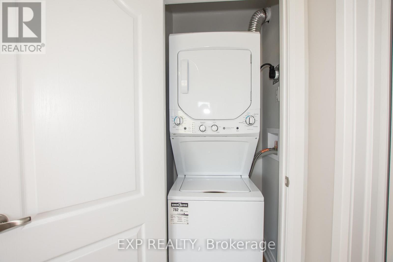 81 Empire Street, Welland, Ontario  L3B 2L3 - Photo 43 - X12996888