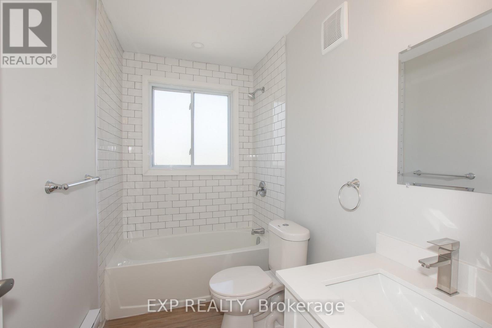 81 Empire Street, Welland, Ontario  L3B 2L3 - Photo 47 - X12996888