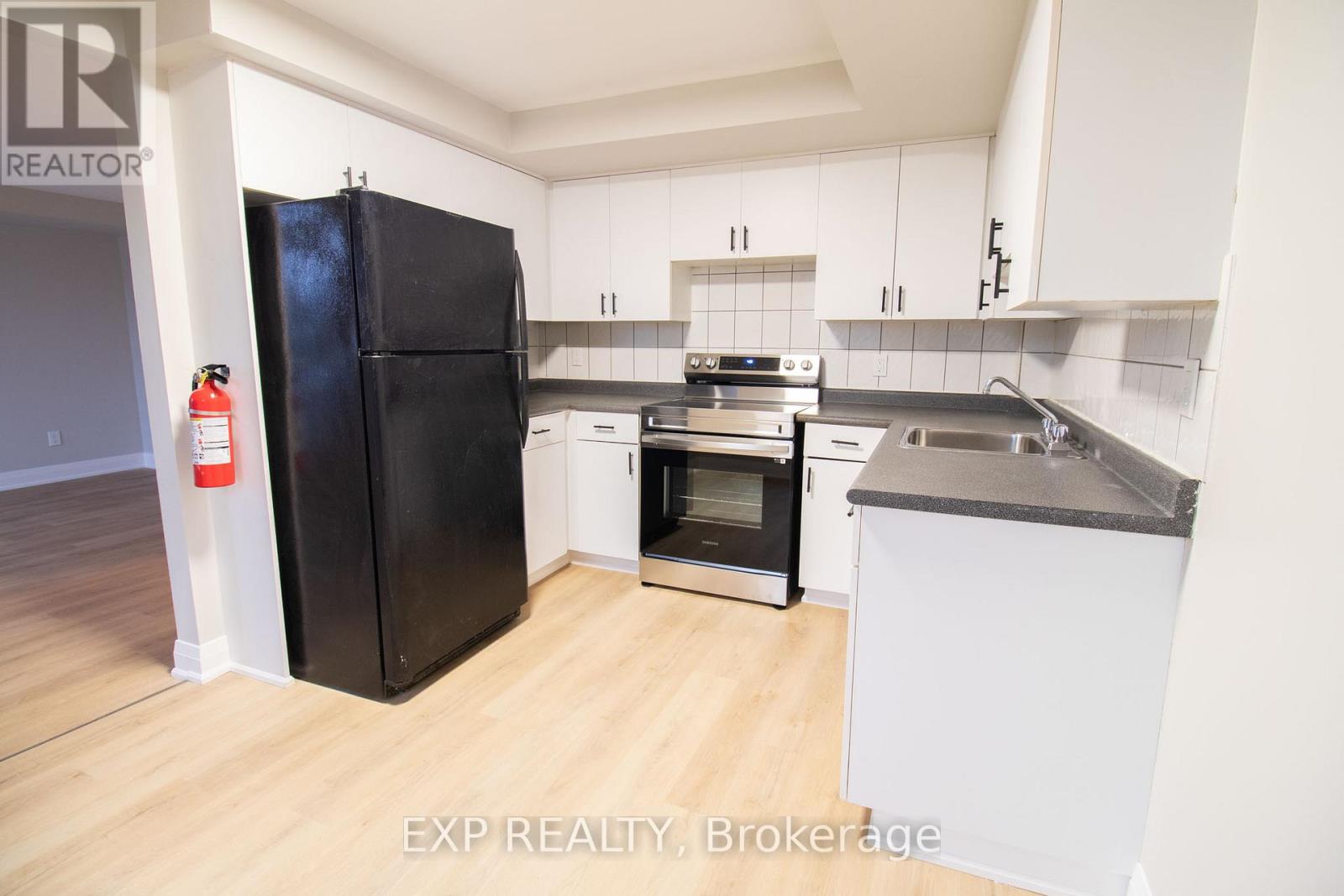 41 Hartzel Road, St. Catharines, Ontario  L2P 1M6 - Photo 29 - X12996896