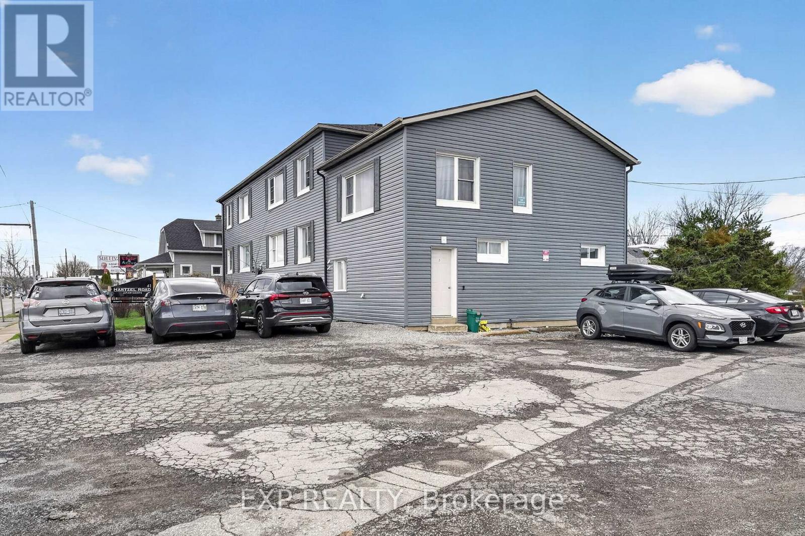 41 Hartzel Road, St. Catharines, Ontario  L2P 1M6 - Photo 5 - X12996896